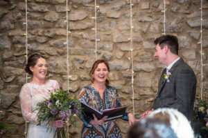 how to choose the perfect wedding celebrant